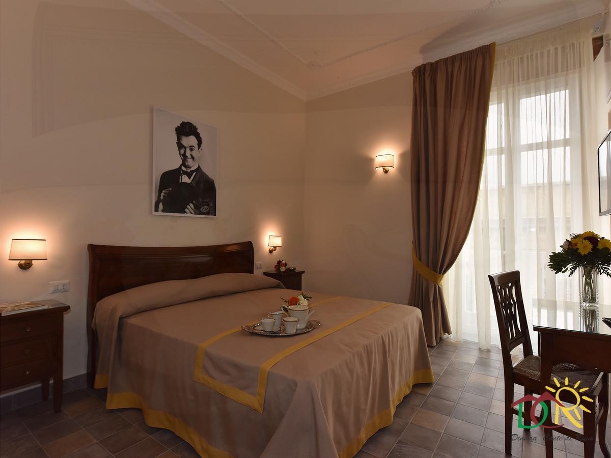 Dimora Conte Di Ruvo Νάπολη